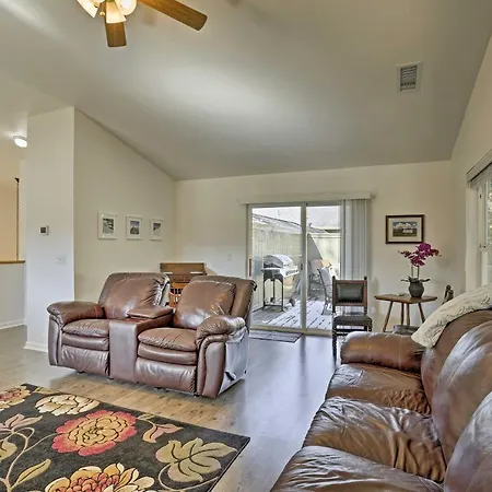 Centrally Located Mt Shasta Home With Deck! Mount Shasta Exterior foto