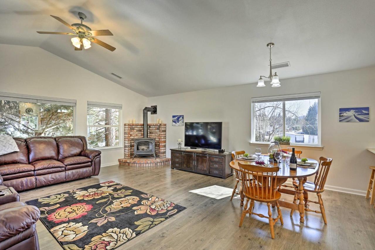 Centrally Located Mt Shasta With Deck! Holiday home *