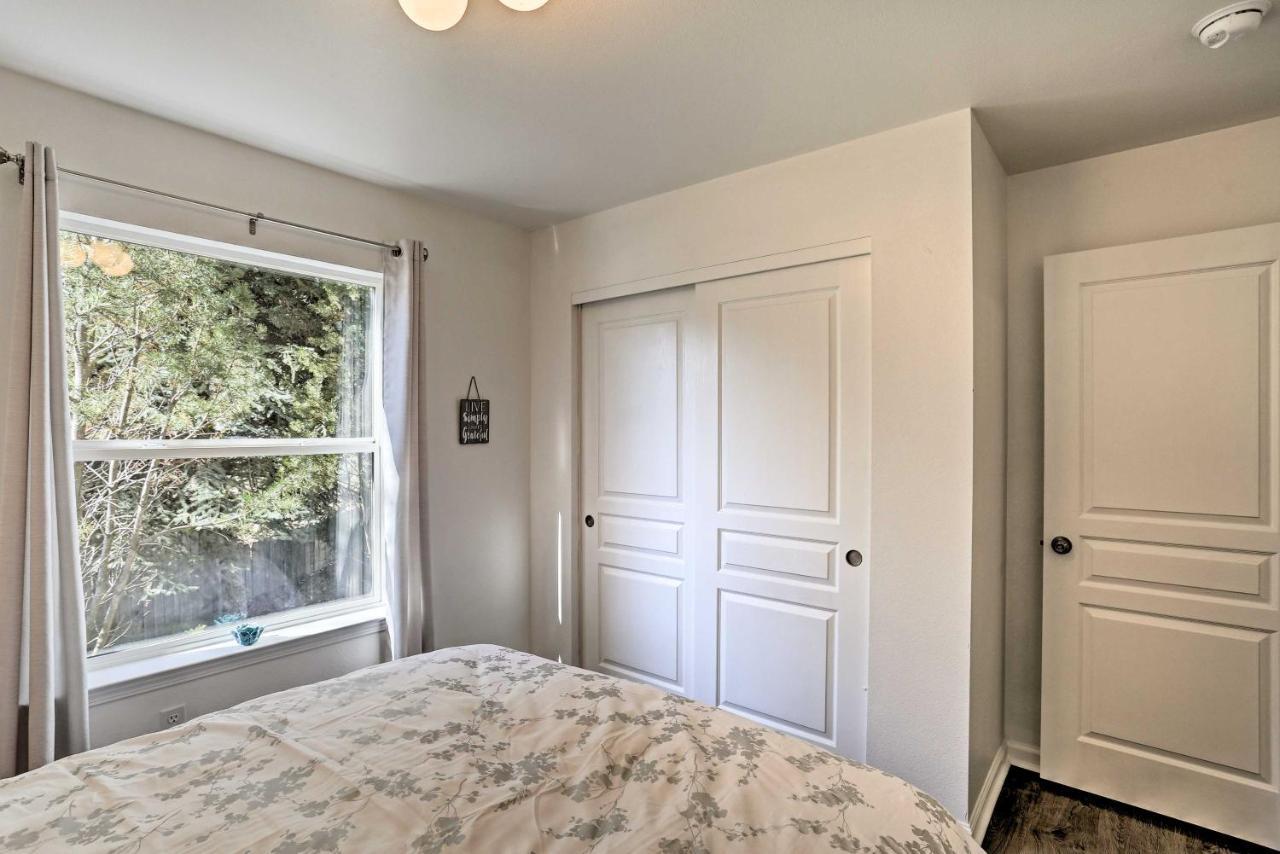 Centrally Located Mt Shasta With Deck! Holiday home *